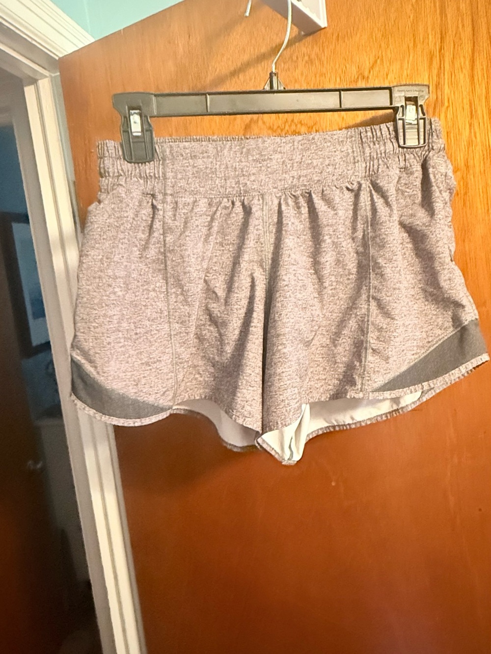 Lululemon Hotty Hot  Women's Athletic Running Shorts — Heather Gray